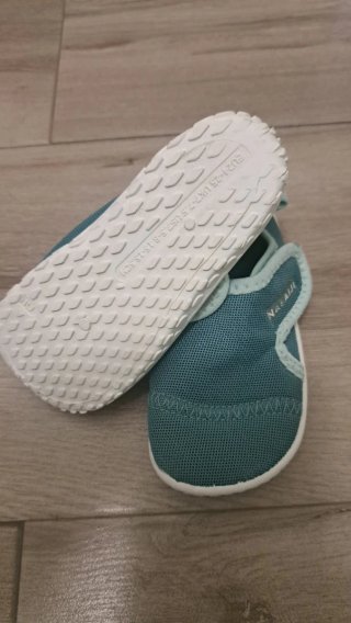 Escarpines Nabaiji verde Claro Talla 24-25
