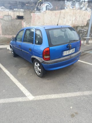 Opel Corsa sin ITV y sin seguro