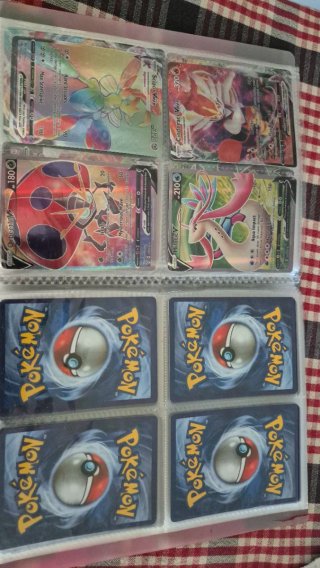 Cartas Pokémon. Caja y álbumes.