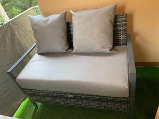 Sofá de jardín 2 plazas €150 la Unidad !