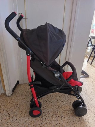 Carro de paseo Chicco negro y rojo