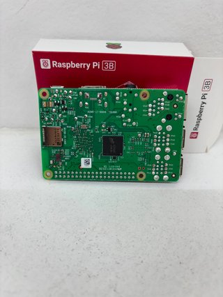 Raspberry Pi 3 Model B 1GB WiFi Bluetooth HDMI
