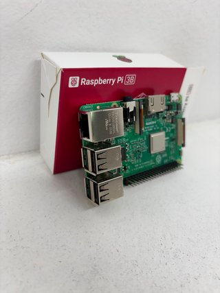 Raspberry Pi 3 Model B 1GB WiFi Bluetooth HDMI