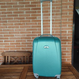 Maleta Cabina Opalli  Rígida