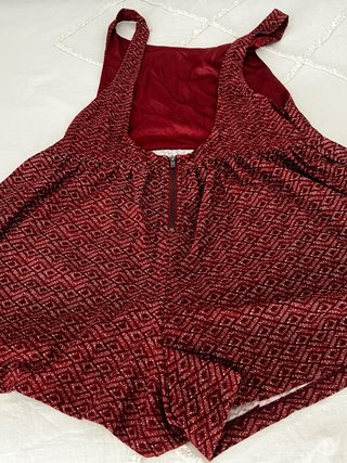 Lote de tres vestido de fiesta y casual
