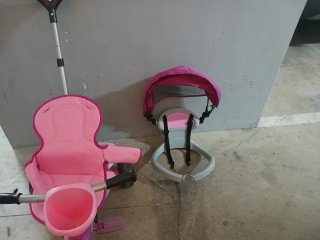 Triciclo bebé con manillar y capota