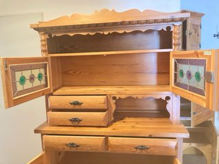 ALACENA ANREI AUSTRIA · MADERA MACIZA CON VIDRIERA