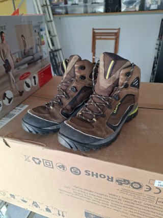 Botas de montaña Quechua Talla 42