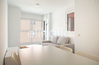 Piso en alquiler en Pueblo Nuevo en Madrid