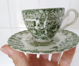 🇬🇧 JOHNSON BROS Taza y platito porcelana inglesa