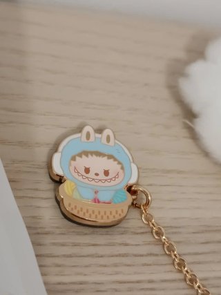 Imán Labubu Toasty Snow Baby Fluffy & Cozy Popmart