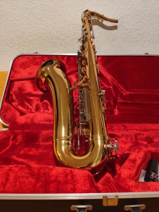 Saxofón Tenor King 662