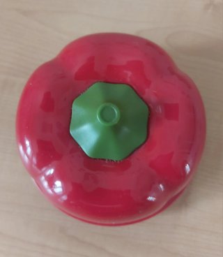 Contenitore vintage in plastica peperone rosso