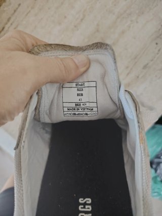 Deportivas Bikkembergs plateadas y blancas