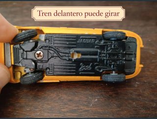Años 70. Jaguar X-Type Roadster. Marca Joal. Metal
