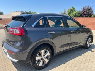 KIA Niro 1.6 GDi HEV Drive