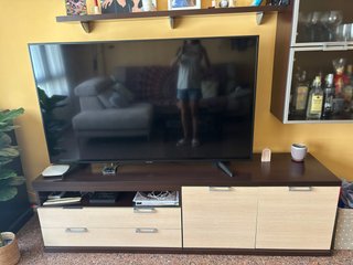Mueble de comedor madera.