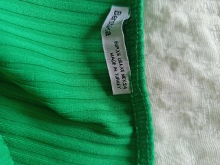 Top halter verde acanalado