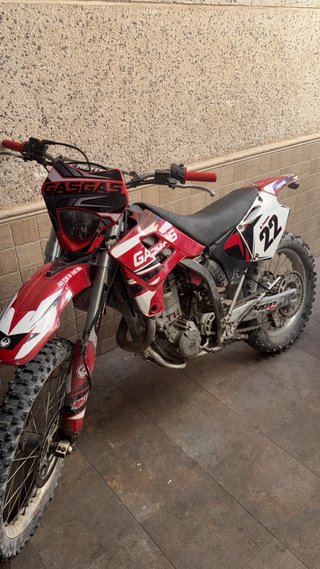 Gas Gas Motocross Roja y Blanca
