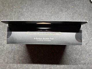 Controller Retro-Bit Mega Drive 8 Buttons (Sealed)