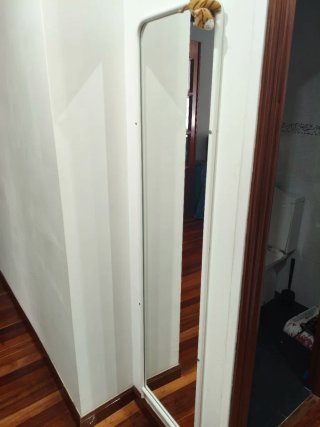 Espejo largo de pared