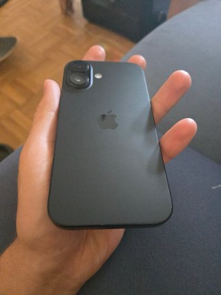 iPhone 16 Negro 128GB