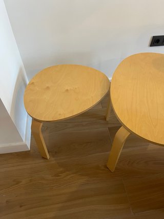 Mesa auxiliar de madera de Ikea (descatalogada)