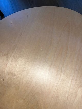Mesa auxiliar de madera de Ikea (descatalogada)