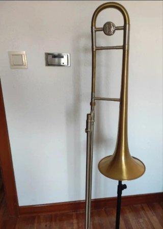Trombón Bach 42G LT