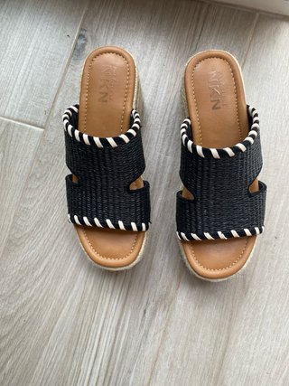 Sandalias NKN Negras