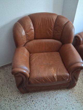 REGALO. Sofá y sillones de piel - Almería