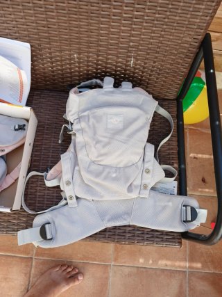 Mochila Stokke MyCarrier niños y bebes