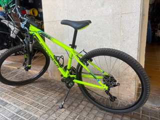 Bicicleta Decathlon ST500 Talla 24 / hasta 8/12 añ