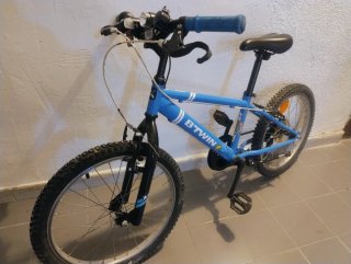 Bicicleta infantil Btwin azul