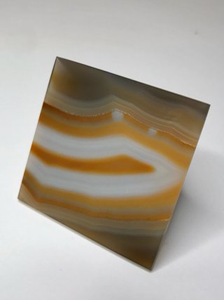 Piramide Agata 5,5cm da collezione