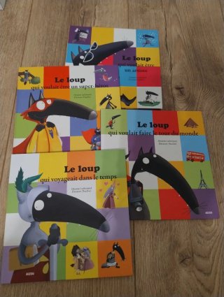 Libros infantiles serie "Le loup" (francés)