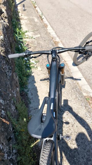 YT Izzo core 4 BTT