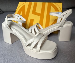 Sandalias Merkal Tacón Beige Talla 39