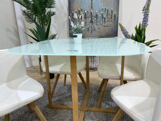 Mesa cristal templado y 4 sillas comedor