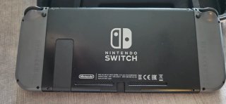 Nintendo Switch Gris con Funda