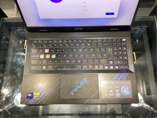 Portátil Gaming MSI Pulse 16