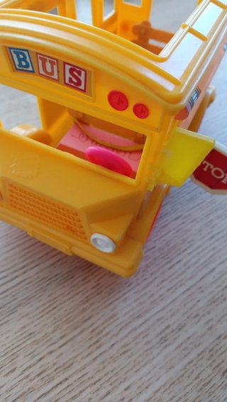 Autobús escolar Lalaloopsy Mini