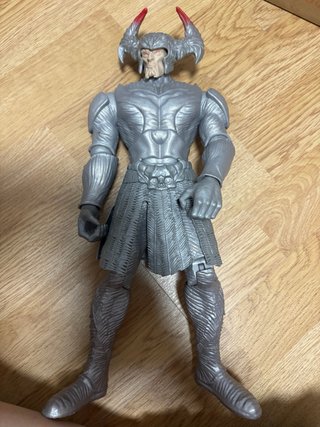 Figura Steppenwolf Villano Batman