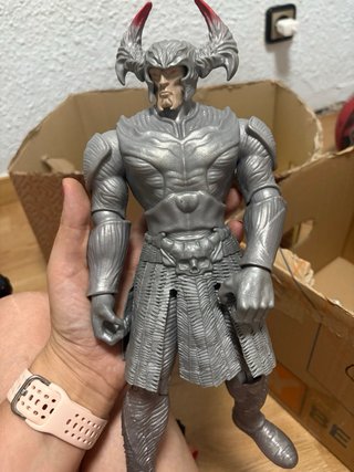 Figura Steppenwolf Villano Batman