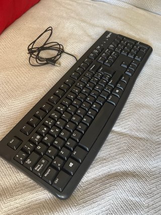 Teclado Logitech USB Negro