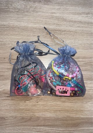 Set Gioielleria per Bambini: Bracciali, Collane e Anello