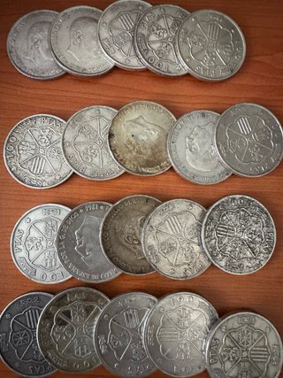 30 Monete d'Argento da 100 Peseta Franco