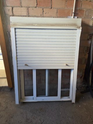 Ventana corredera aluminio blanca