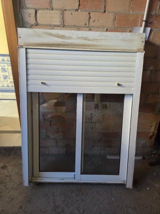 Ventana corredera aluminio blanca