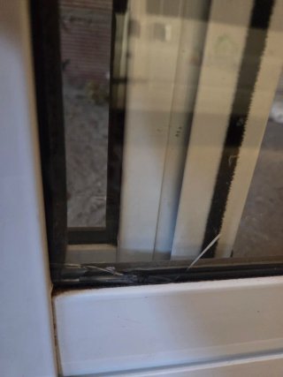 Ventana corredera aluminio blanca